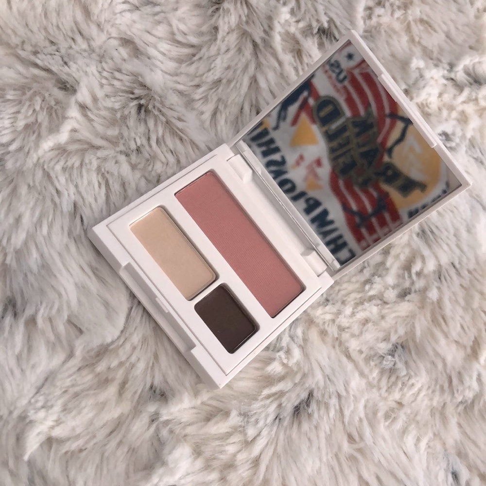 Clinique duo eyeshadow and blush